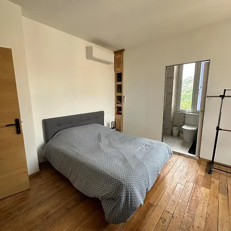 Superbe En Centre Apartment